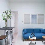 48-5Fe Brand New 2Br In Prime Midtown